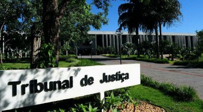 Imagem da notícia Morador de Chapadão do Sul com ceratocone garante na Justiça direito a cirurgia não ofertada pelo SUS